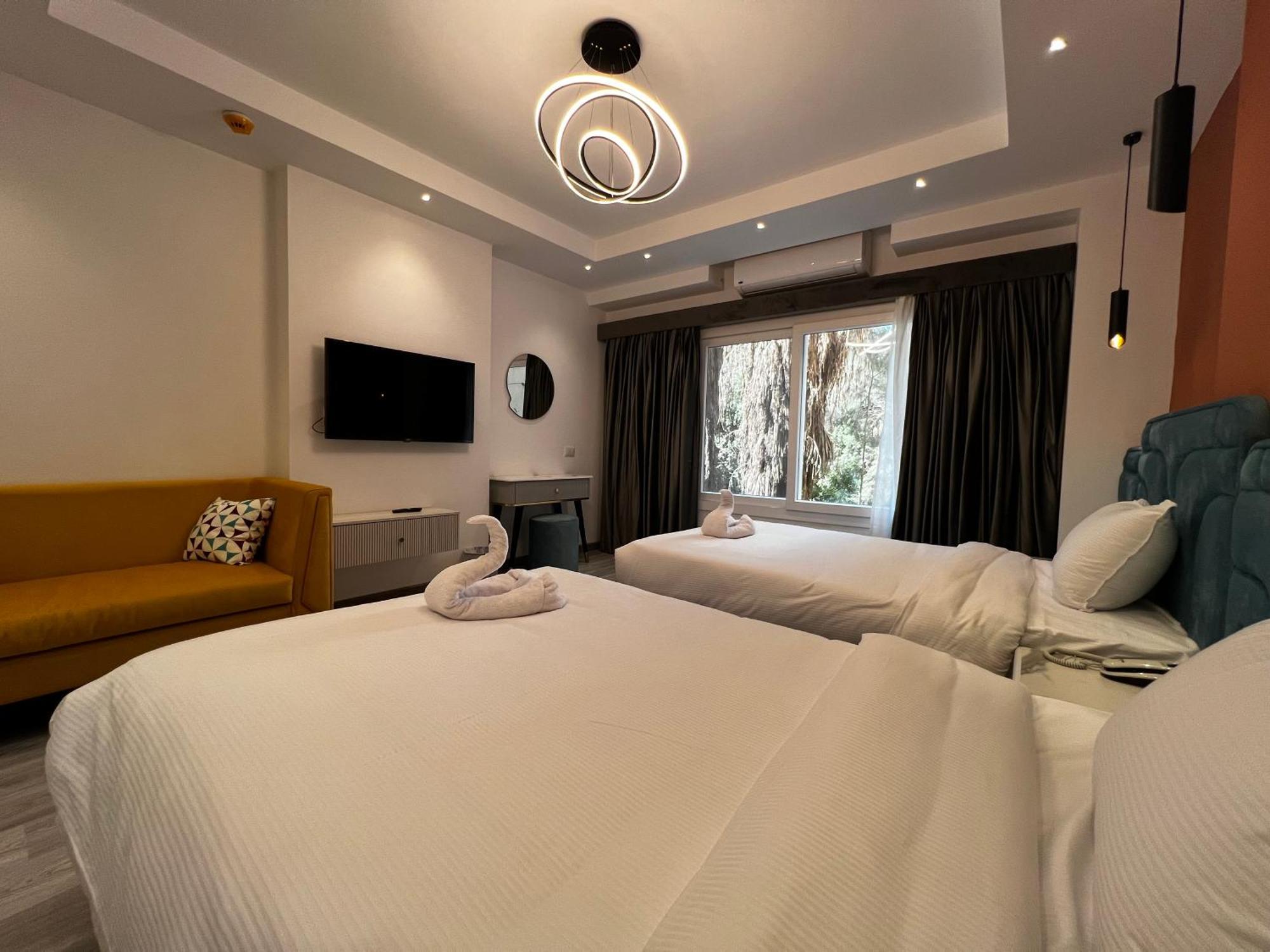 Onyx Pyramids Boutique Hotel Al Kawm al Akhdar Exterior foto